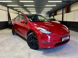 Rouge Utilisé 2022 Tesla Model Y Long Range AWD SUV | 33 990 €