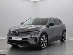 Gris Utilisé 2022 Renault Mégane Iconic SUV | 25 299 € (Bon prix)