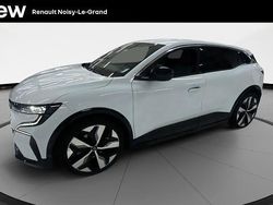 Blanc Occasion 2022 Renault Megane E-Tech Techno Berline | 24 980 € (Prix assez cher)