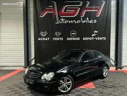 Noir Utilisé 2008 Mercedes 220 Avantgarde Coupé | 7 990 €