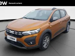 Orange Utilisé 2023 Dacia Sandero Expression Citadine | 14 990 € (Prix juste)