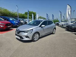 Gris platine Utilisé 2021 Renault Clio V Business Berline | 12 499 € (Prix juste)