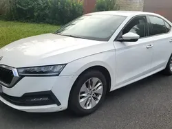 Blanc Utilisé 2021 Skoda Octavia Business Line Berline | 11 900 €