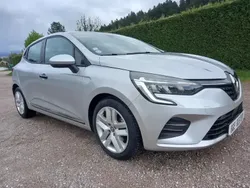 Blanc Utilisé 2021 Renault Clio V Business Berline | 14 490 €