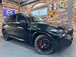 Noir Occasion 2025 BMW X5 M Sport SUV | 92 789 €