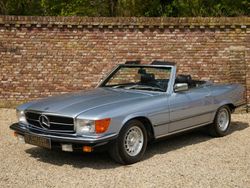 Bleu Occasion 1984 Mercedes SL280 Cabriolet | 32 500 €