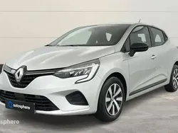 Gris Utilisé 2023 Renault Clio V Equilibre Berline | 16 499 € (Prix juste)