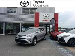 Utilisé 2018 Toyota RAV4 Hybrid Edition SUV | 20 480 € (Prix juste)