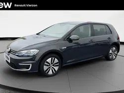 Gris Utilisé 2019 VW e-Golf Citadine | 13 990 € (Prix juste)