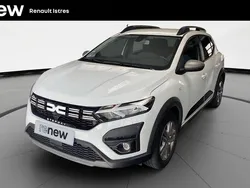Blanc Utilisé 2023 Dacia Sandero Expression Citadine | 15 999 € (Prix juste)