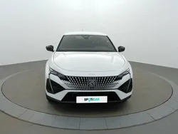 Blanc Utilisé 2024 Peugeot 408 GT GTi | 40 176 €