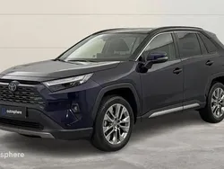 Bleu Utilisé 2024 Toyota RAV4 Hybrid Lounge SUV | 42 299 € (Prix juste)