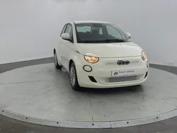 Blanc Utilisé 2022 Fiat 500e Action Berline | 13 540 € (Bon prix)
