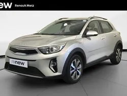 Gris Utilisé 2022 Kia Stonic Active SUV | 15 999 € (Prix juste)