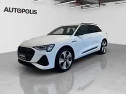 Blanc Utilisé 2020 Audi e-tron S-Line SUV | 39 990 €