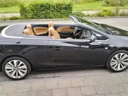 Noir Utilisé 2017 Opel Cascada Cabriolet | 13 500 € (Prix juste)