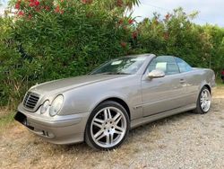 Beige Utilisé 2002 Mercedes CLK200 Avantgarde Cabriolet | 11 500 €