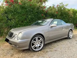 Beige Utilisé 2002 Mercedes CLK200 Avantgarde Cabriolet | 11 500 €