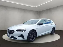Blanc Utilisé 2022 Opel Insignia Country Tourer Business Break | 26 950 €