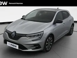 Gris Utilisé 2024 Renault Mégane IV Techno Berline | 22 495 € (Prix juste)