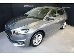Gris Utilisé 2024 Skoda Fabia Selection Berline | 25 107 € (Prix juste)