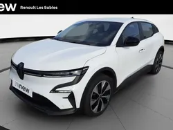 Blanc Utilisé 2022 Renault Mégane Evolution SUV | 23 990 € (Prix juste)