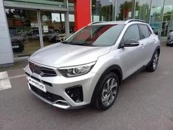 Gris aluminium métallisé Utilisé 2022 Kia Stonic GT-Line SUV | 16 999 € (Prix juste)
