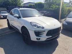 Blanc Utilisé 2015 Porsche Macan SUV | 34 490 € (Prix assez cher)