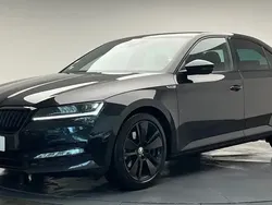 Noir Utilisé 2021 Skoda Superb SportLine Berline | 22 990 € (Prix juste)