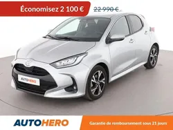 Gris Utilisé 2024 Toyota Yaris Hybrid Design Citadine | 20 890 € (Bon prix)