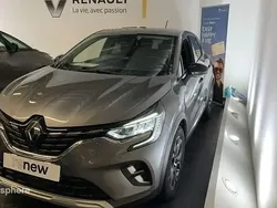 Gris Utilisé 2022 Renault Captur Intens SUV | 16 999 € (Prix juste)