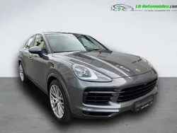 Utilisé 2019 Porsche Cayenne SUV | 72 100 € (Prix assez cher)
