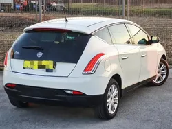 Blanc Utilisé 2011 Lancia Delta Berline | 3 300 €
