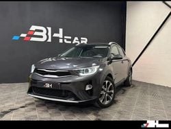 Gris Occasion 2020 Kia Stonic Premium SUV | 17 290 € (Bon prix)