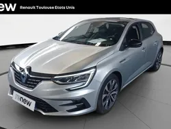 Gris Utilisé 2024 Renault Mégane IV Techno Berline | 22 990 € (Prix juste)