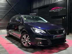 Utilisé 2019 Peugeot 308 Allure Berline | 11 990 € (Prix juste)