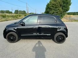 Noir Utilisé 2023 Renault Twingo Urban Night Citadine | 13 300 € (Prix juste)