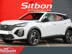 Blanc Nouvelle 2024 Peugeot 2008 Allure SUV | 18 870 € (Prix juste)