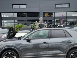 Gris Utilisé 2023 Audi Q2 S-Line SUV | 31 990 € (Prix assez cher)