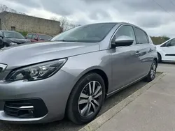 Utilisé 2018 Peugeot 308 Allure Berline | 10 800 € (Bon prix)