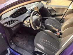Utilisé 2012 Peugeot 208 Allure Citadine | 3 000 € (Super prix)