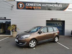 Brun Utilisé 2013 Renault Grand Scénic III Expression Monospace | 4 990 € (Prix assez cher)