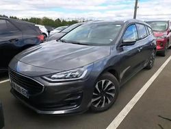 Gris magnetic métallisé Utilisé 2024 Ford Focus Business Edition Break | 22 990 € (Prix assez cher)