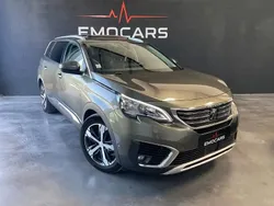 Vert Utilisé 2019 Peugeot 5008 Allure Monospace | 25 990 € (Prix juste)
