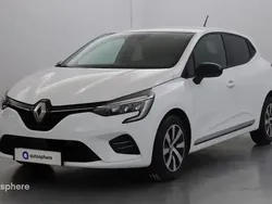 Blanc Utilisé 2022 Renault Clio V Evolution Berline | 13 999 € (Prix juste)