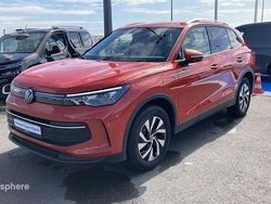 Rouge Utilisé 2025 VW Tiguan Edition SUV | 47 500 € (Prix cher)