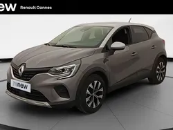Gris Utilisé 2023 Renault Captur Evolution SUV | 16 499 € (Bon prix)