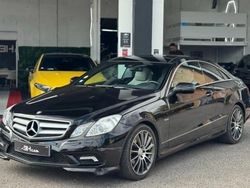 Noir Utilisé 2009 Mercedes V230 Monospace | 13 990 €