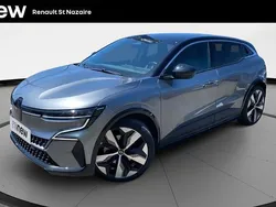 Gris Utilisé 2022 Renault Mégane Techno Berline | 24 990 € (Prix juste)
