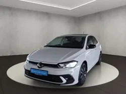 Blanc Utilisé 2024 VW Polo Life Berline | 23 250 € (Prix juste)